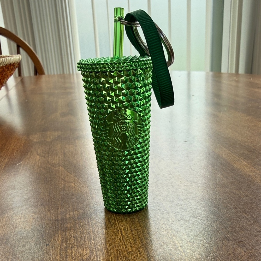 Green Starbucks tumbler keychain
